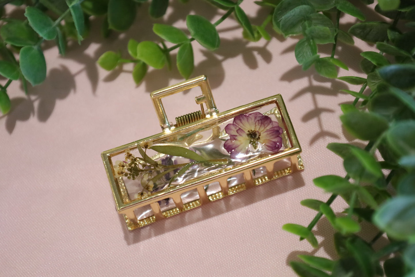 Mixed Floral Gold Hair Claw