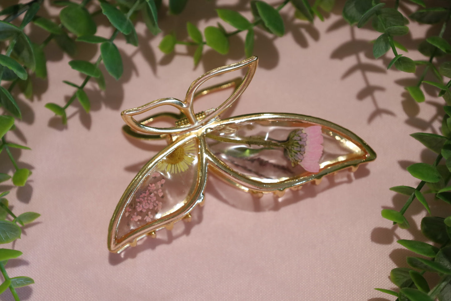 Mixed Floral Gold Hair Claw