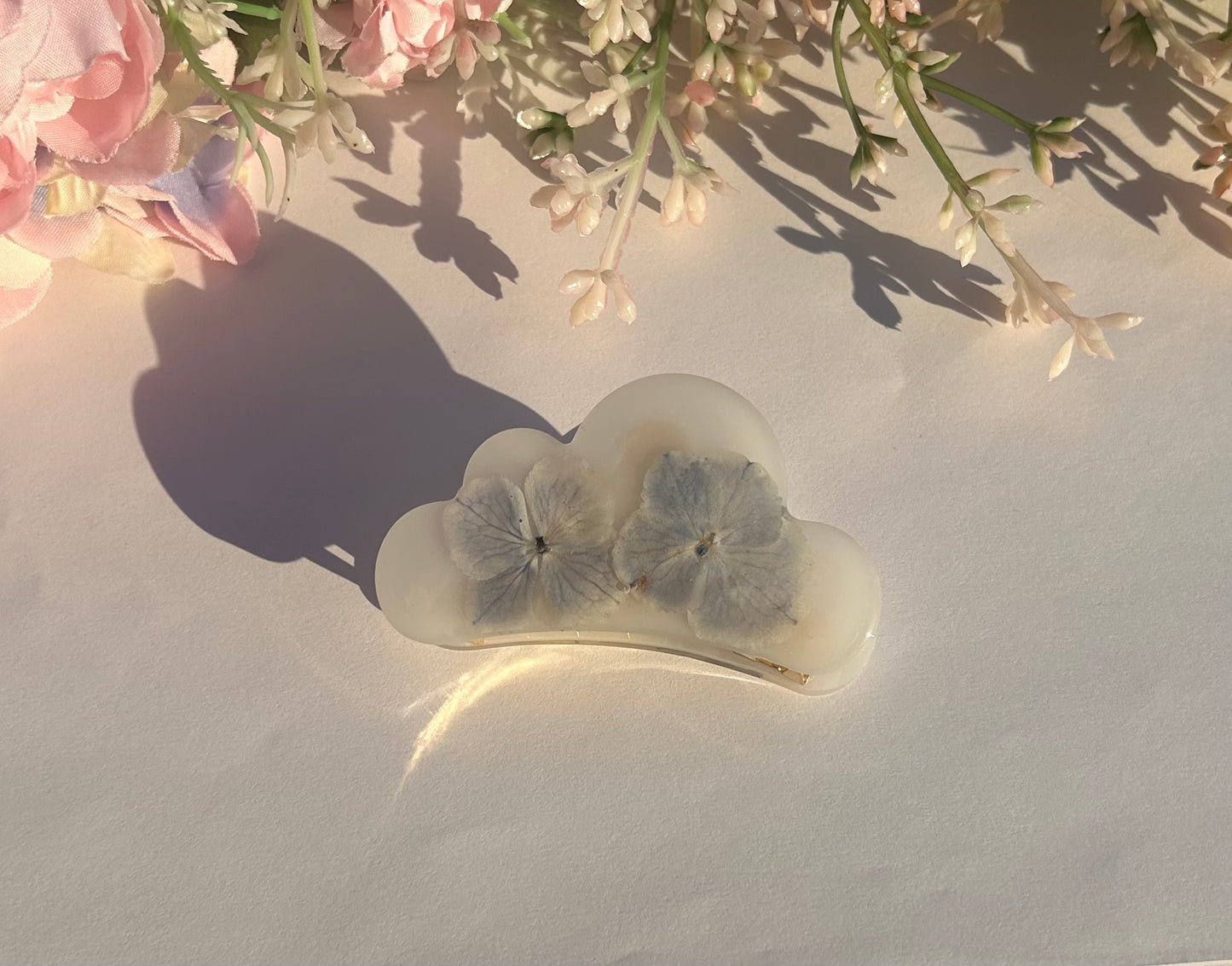 White Floral Hair Claw