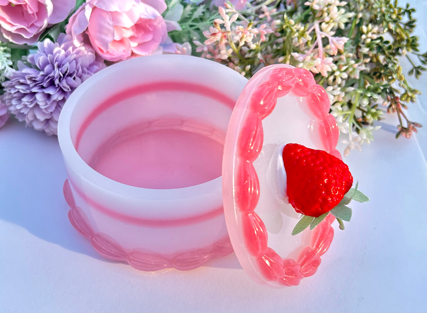 Strawberry Trinket Cake Box