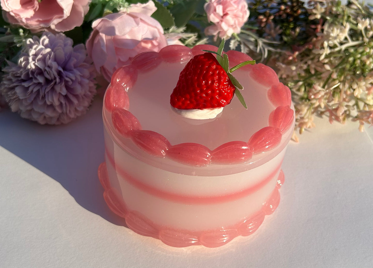 Strawberry Trinket Cake Box