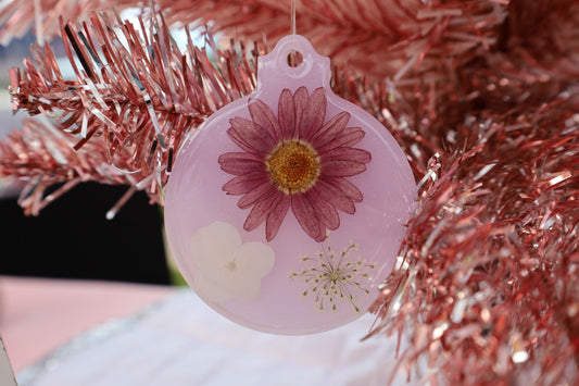 Mixed Floral Ornament
