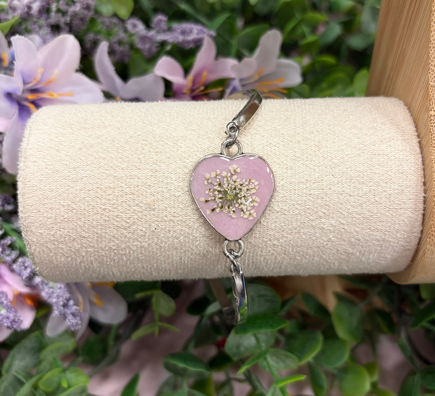 Heart White Floral Bracelet